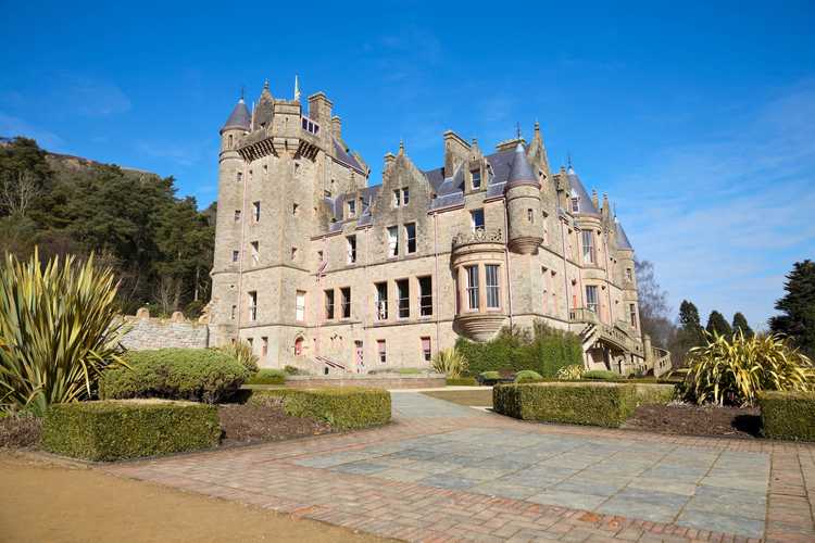 Belfast Best Sightseeing Bus Tours – Flexible tickets, multiple routes, and must-see attractions of Belfast in 2026 Top sightseeing bus tours in Belfast, United Kingdom – Popular points of interest, hidden gems, and panoramic views of Belfast in 2026